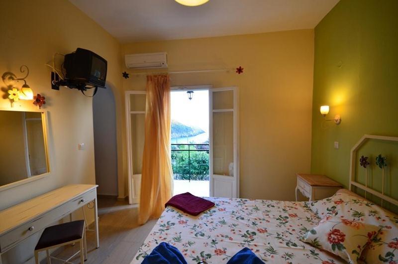 Taxi Driver Apartments Paleokastritsa Zewnętrze zdjęcie