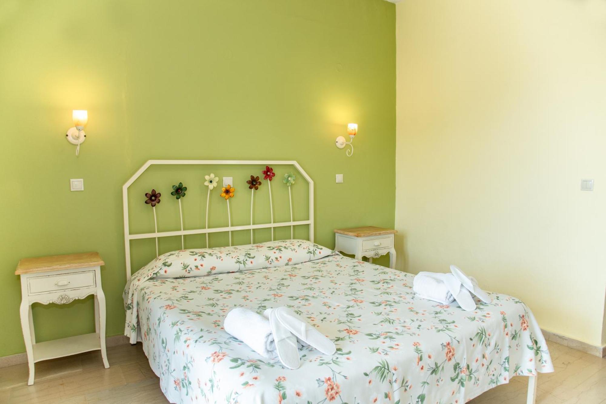 Taxi Driver Apartments Paleokastritsa Zewnętrze zdjęcie