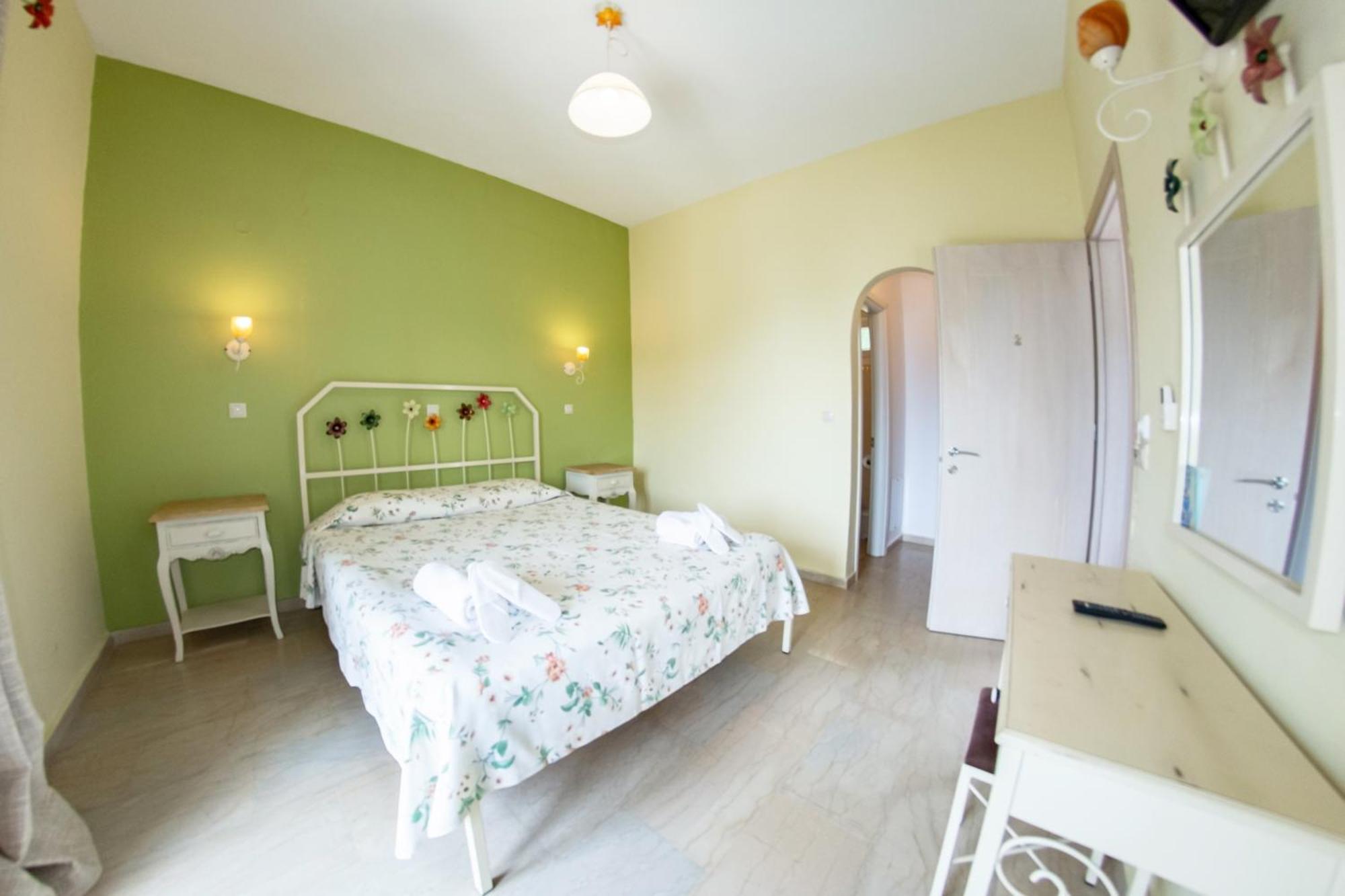 Taxi Driver Apartments Paleokastritsa Zewnętrze zdjęcie
