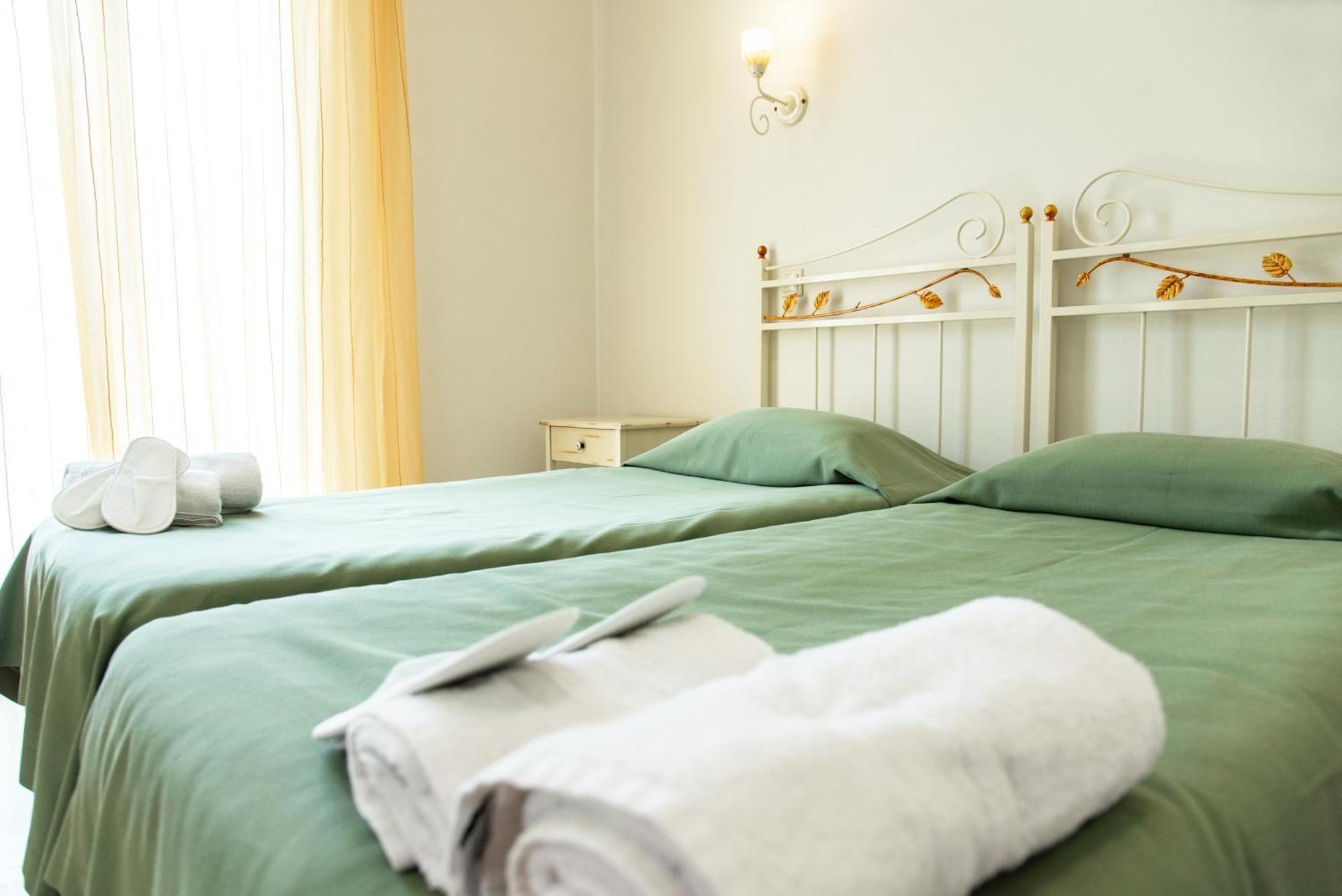 Taxi Driver Apartments Paleokastritsa Zewnętrze zdjęcie