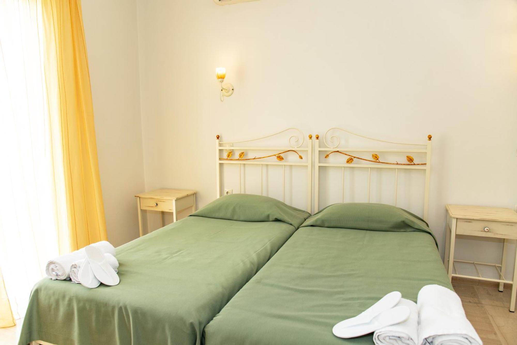 Taxi Driver Apartments Paleokastritsa Zewnętrze zdjęcie